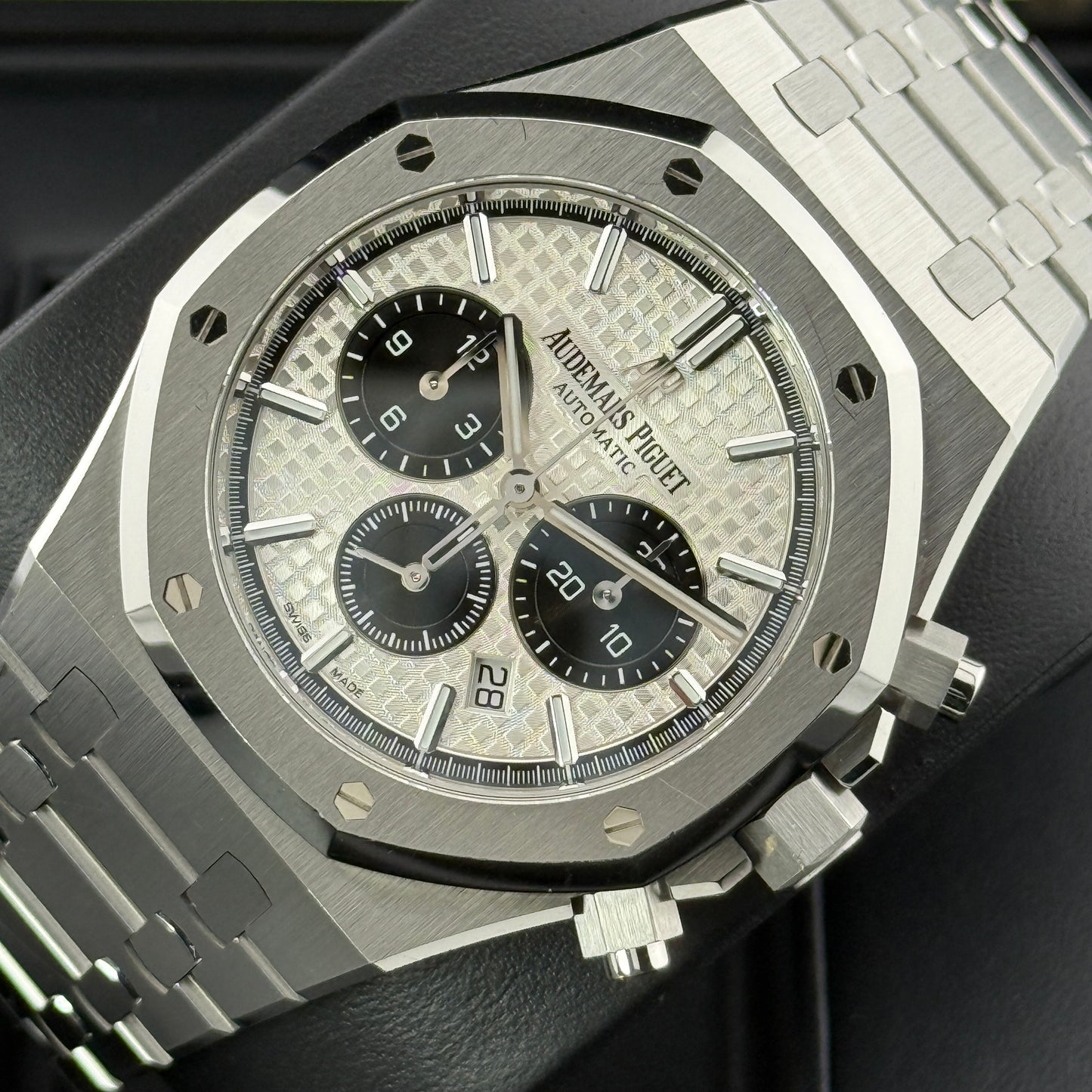 Audemars Piguet Royal Oak Chronograph / 26331ST.OO.1220ST.03 / silber / Edelstahl / Full Set / 2021