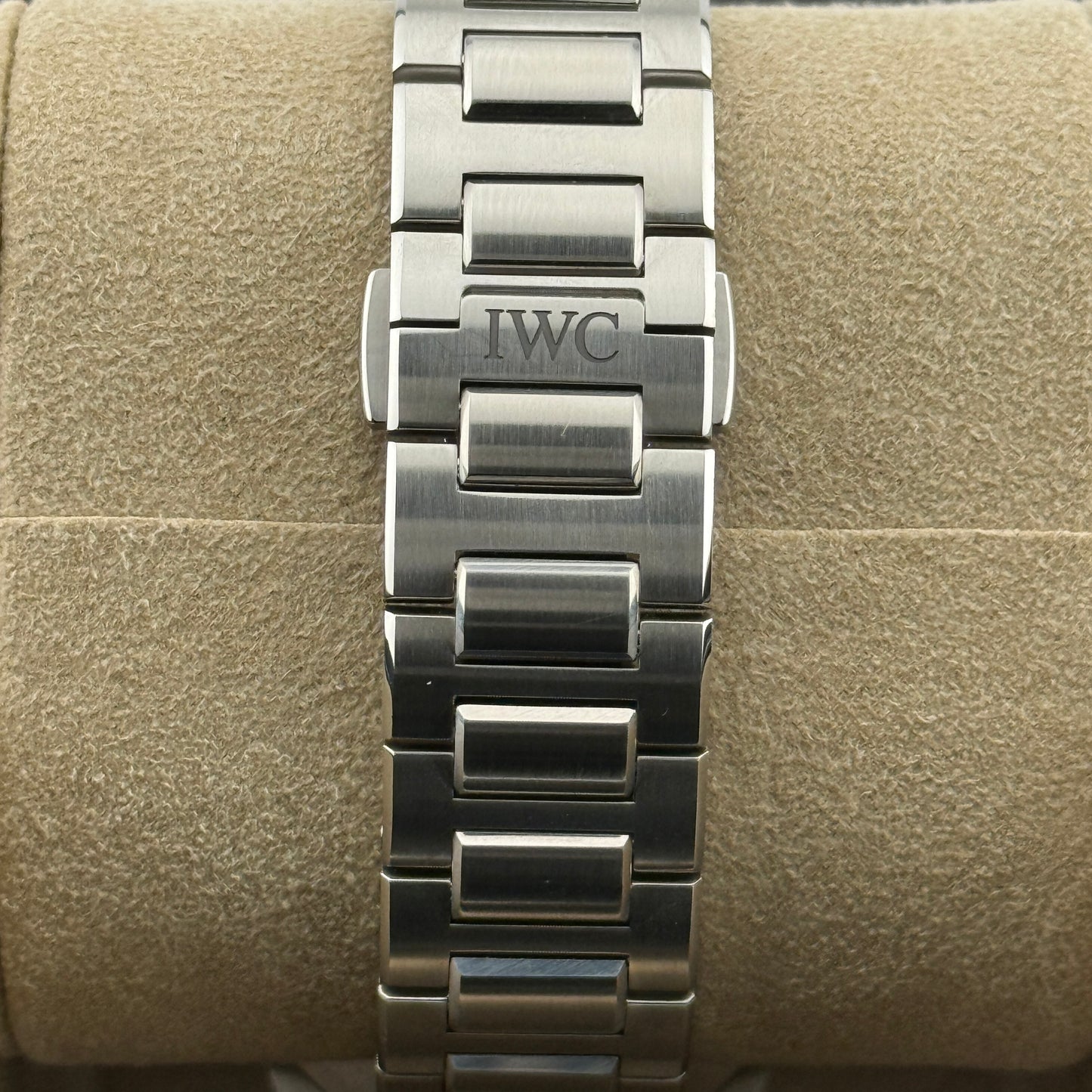 IWC Ingenieur Automatic 40 / IW328907 / blau / Edelstahl / Full Set / 2025