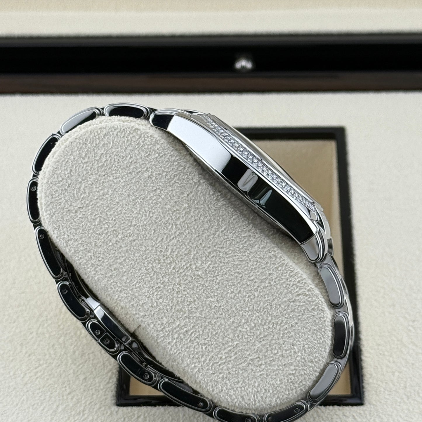 Patek Philippe Twenty-4 / 7300/1200A-011 / grün - Diamanten / Edelstahl / Full Set / 2024