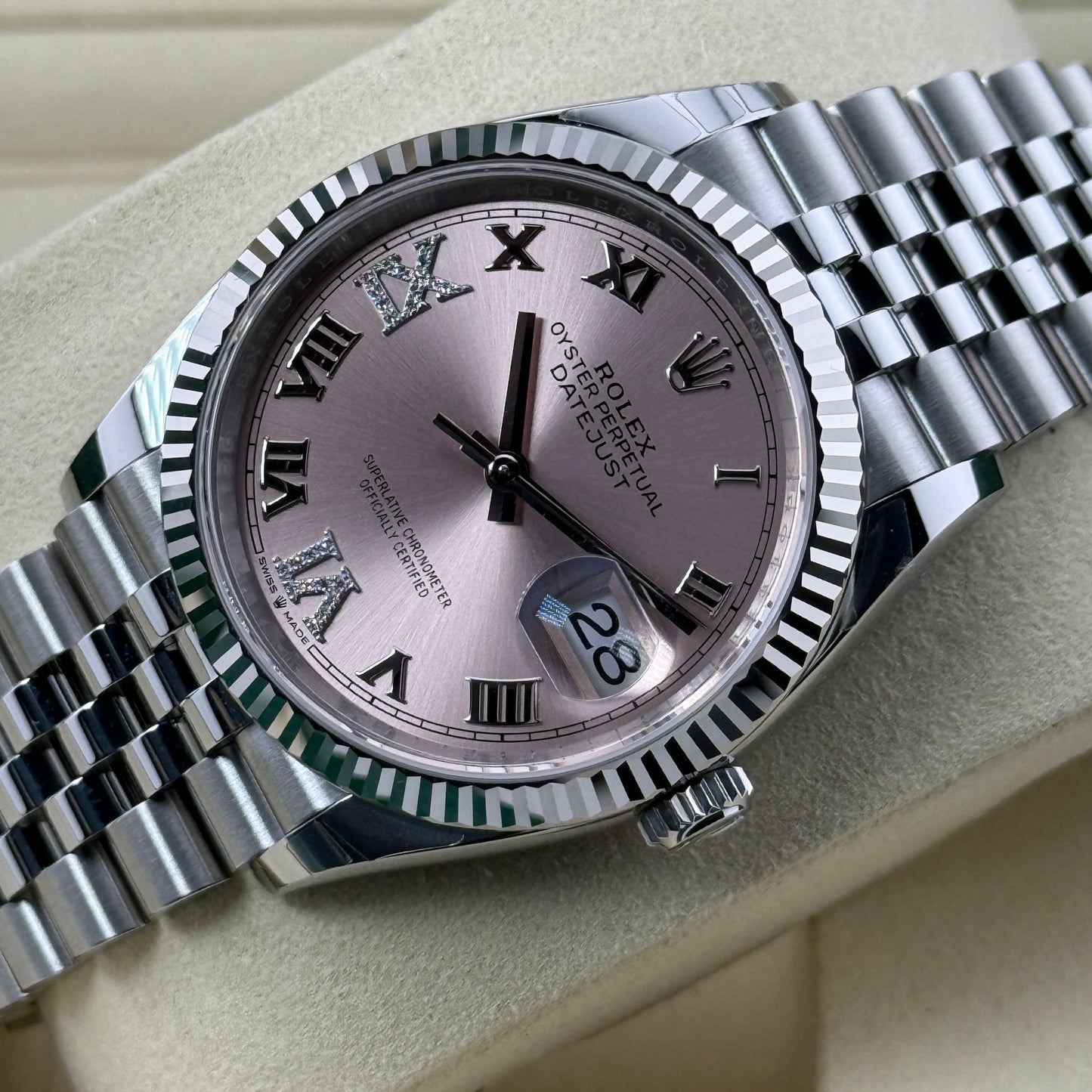 Rolex Datejust 36 / 126234 / rosa - Diamanten 6/9 / Jubilee / Full Set 2025