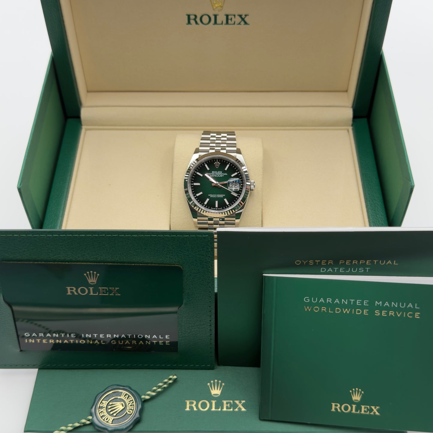 Rolex Datejust 36 / 126234 / Grün-Ombré / Jubilee / Full Set / 2026
