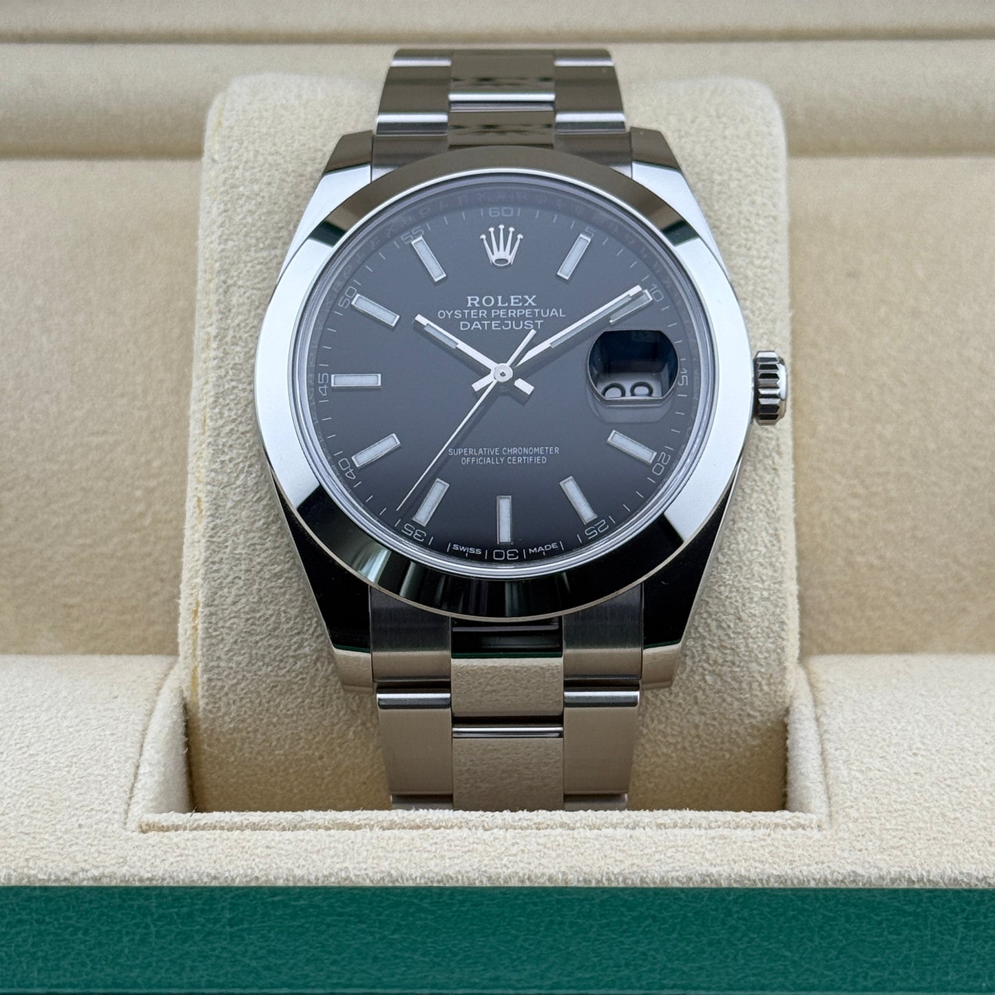 Rolex Datejust 41 / 126300 / schwarz / Oyster / Full Set / 2018