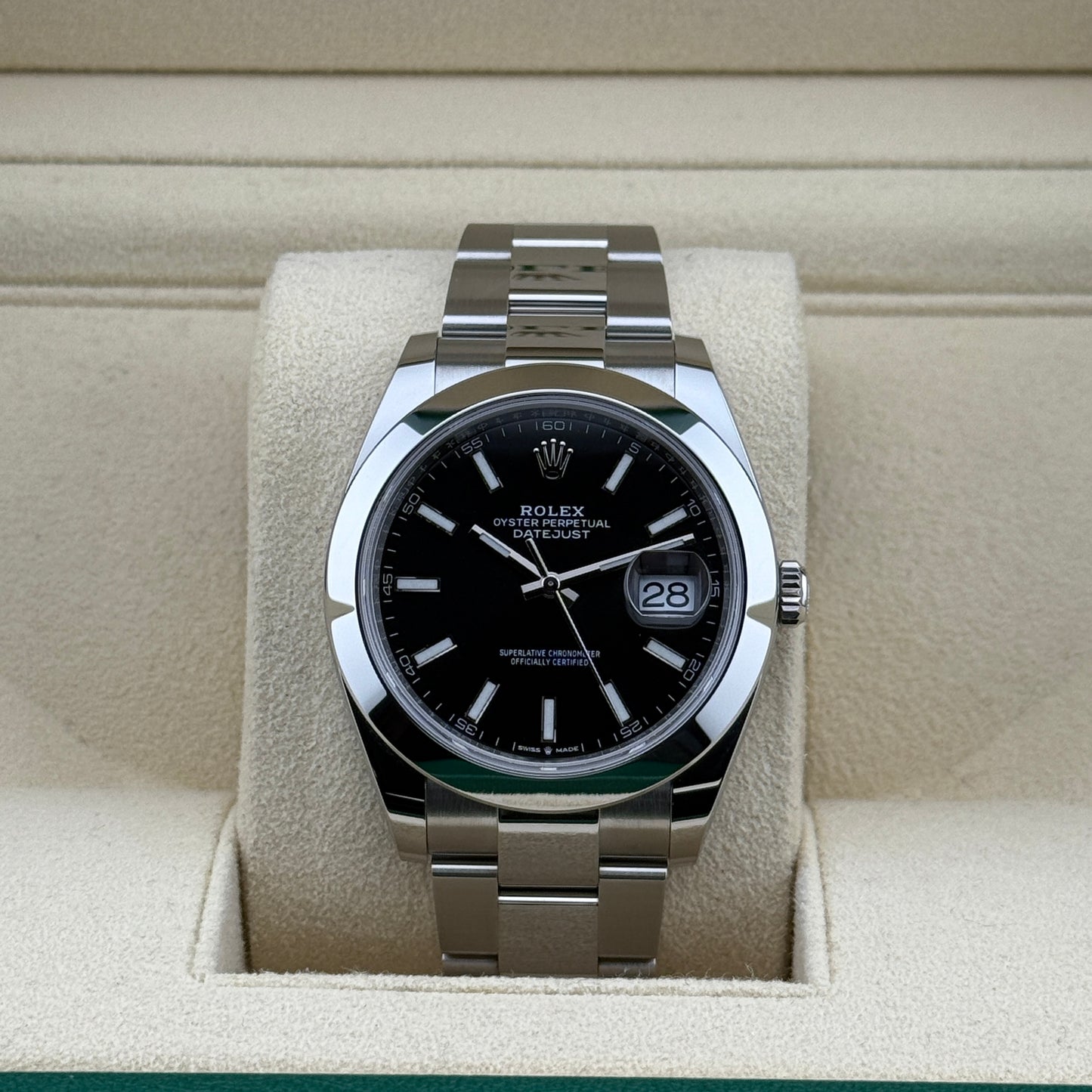 Rolex Datejust 41 / 126300 / schwarz / Oyster / Full Set / 2024