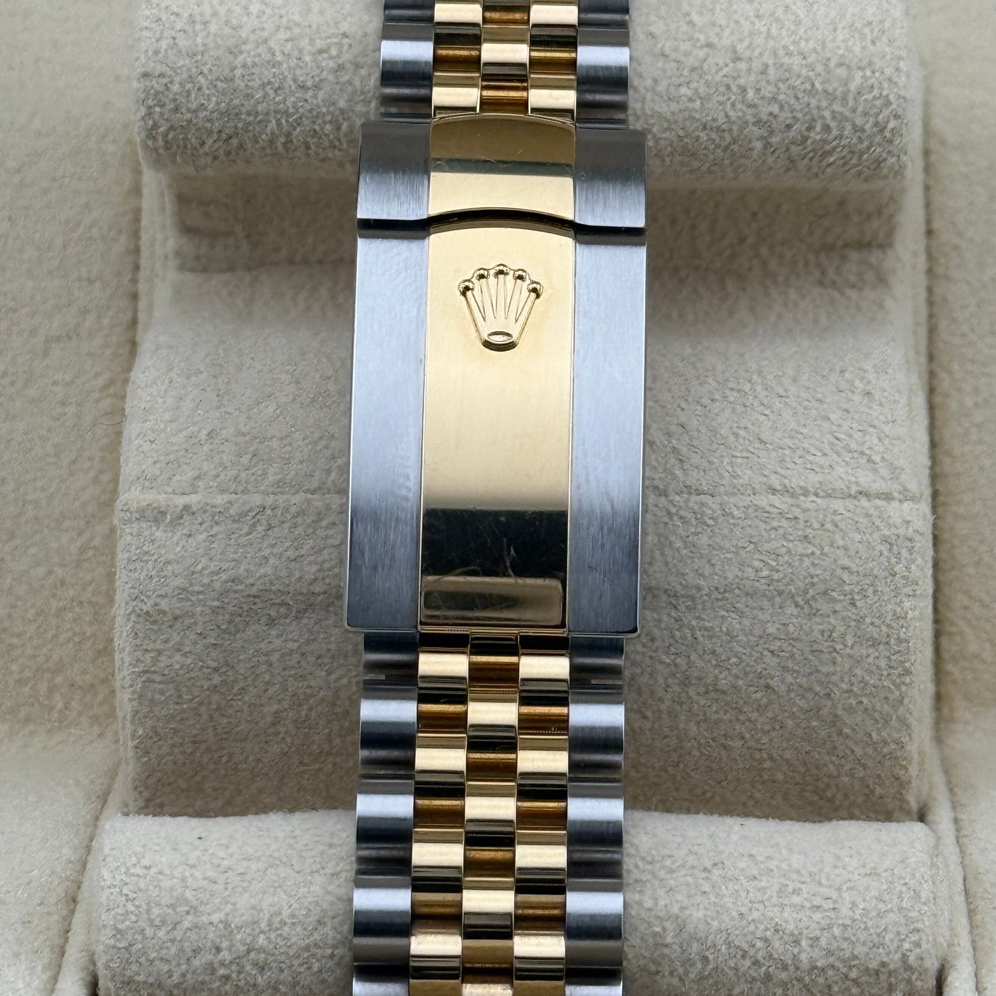 Rolex Datejust 41 / 126333 / schwarz - Diamanten / Jubilee / Full Set / 2022