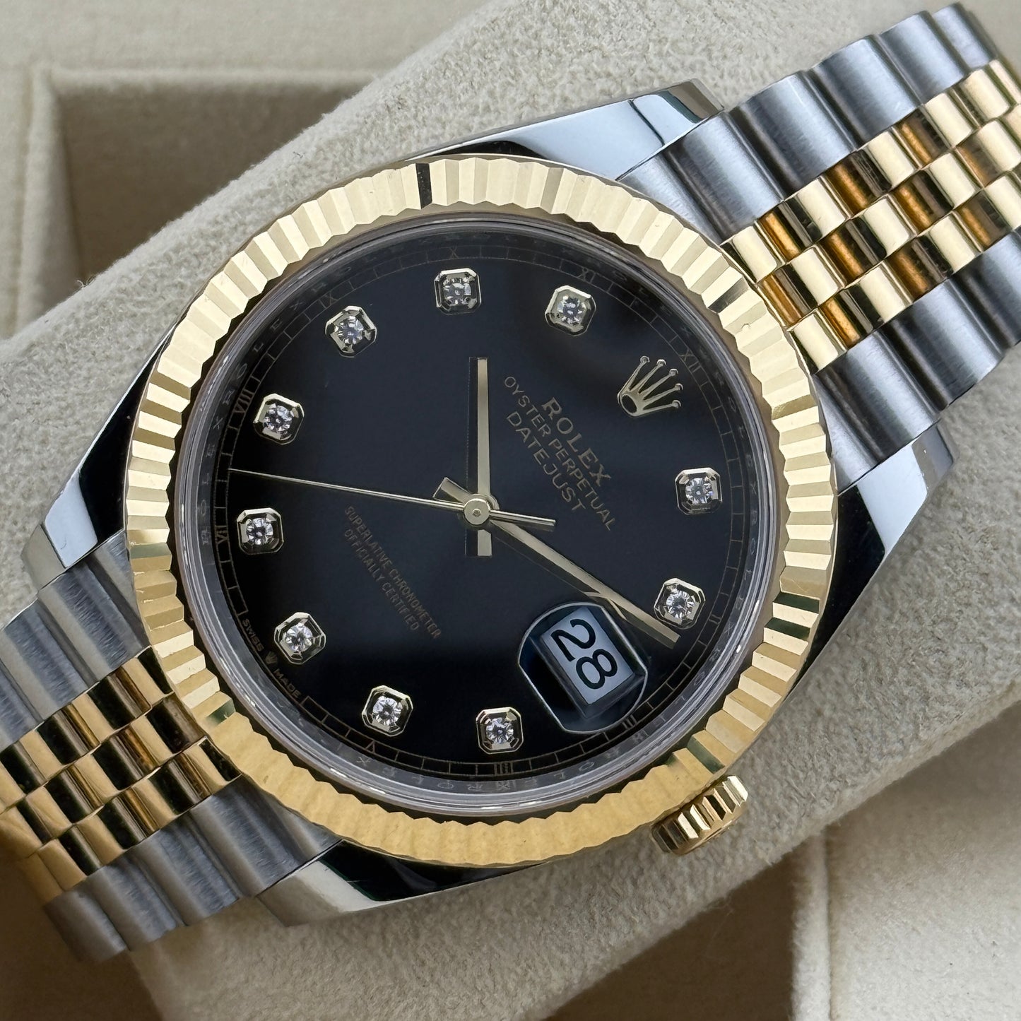 Rolex Datejust 41 / 126333 / schwarz - Diamanten / Jubilee / Full Set / 2022