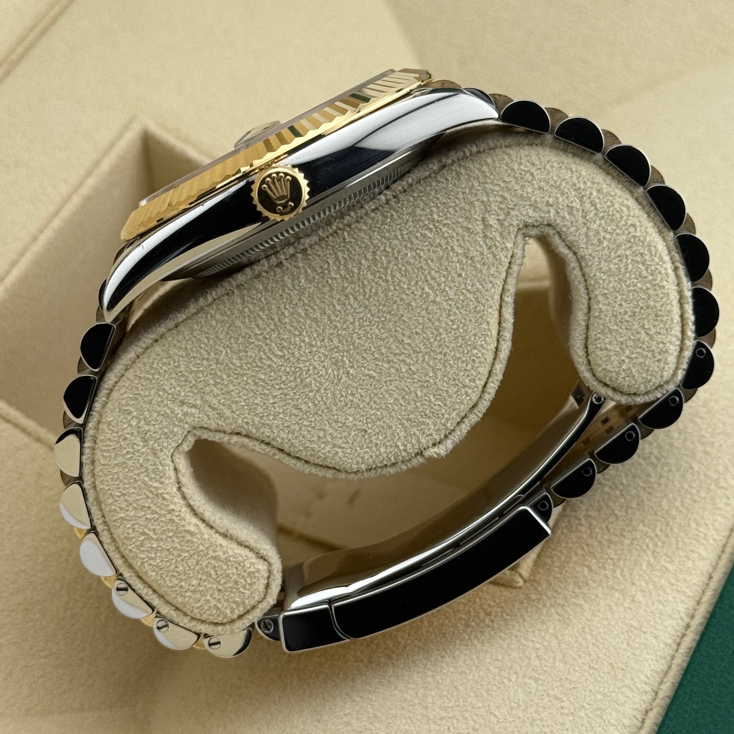 Rolex Datejust 41 / 126333 / schwarz - Diamanten / Jubilee / Full Set / 2022