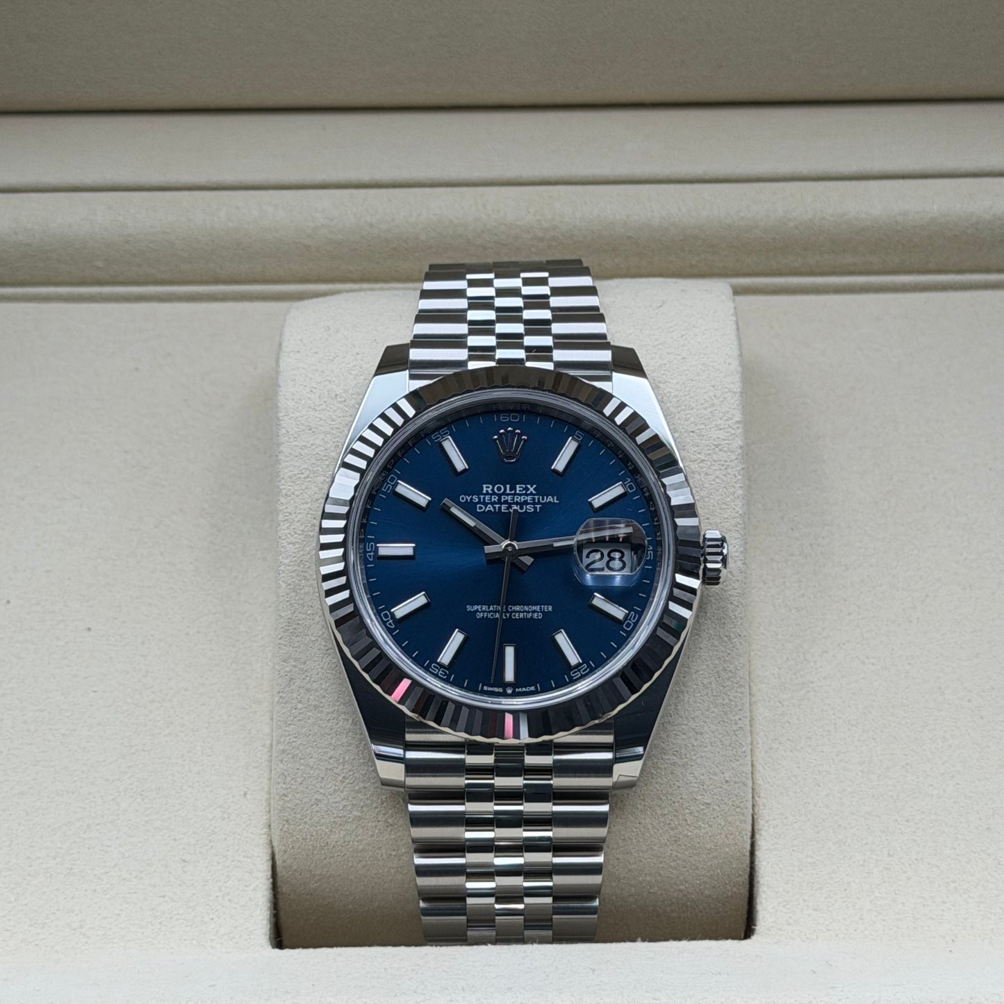 Rolex Datejust 41 / 126334 / Blau / Jubilee / Full Set / 2026