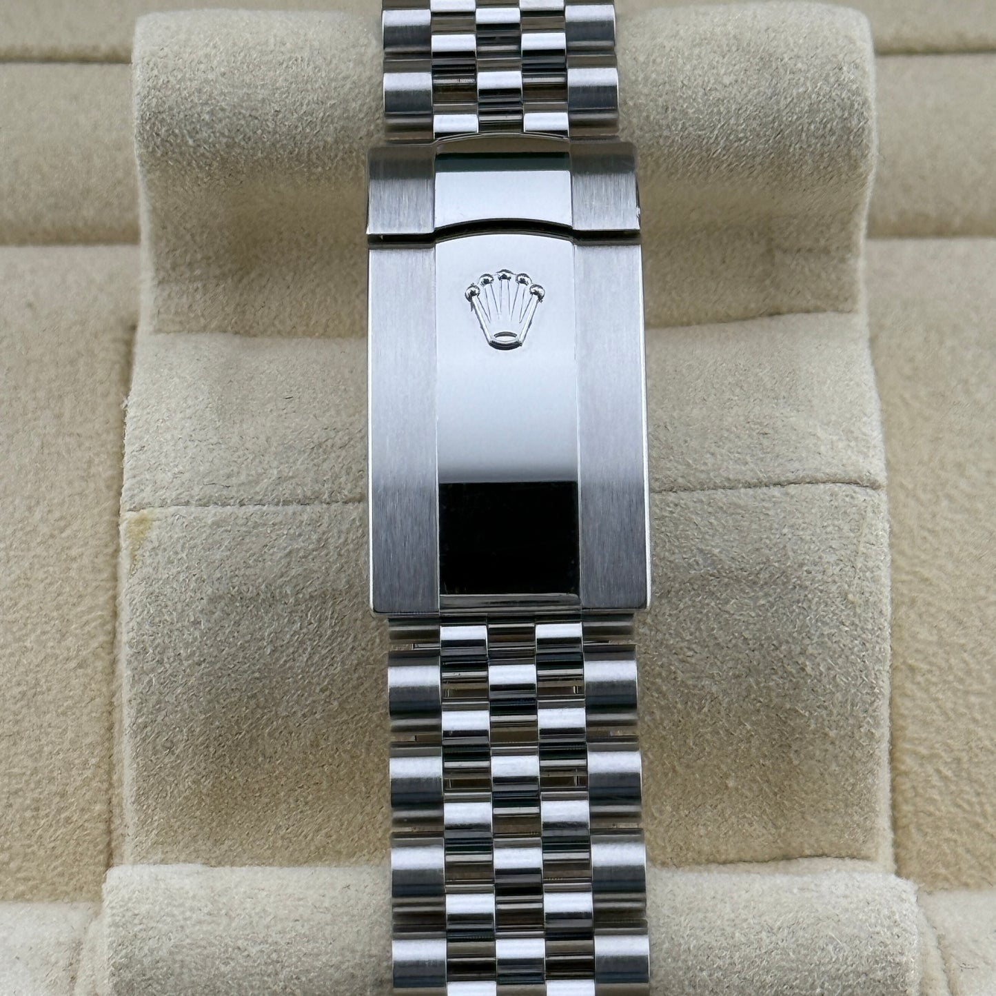 Rolex Datejust 41 / 126334 / schwarz / Jubilee / Full Set / 2022