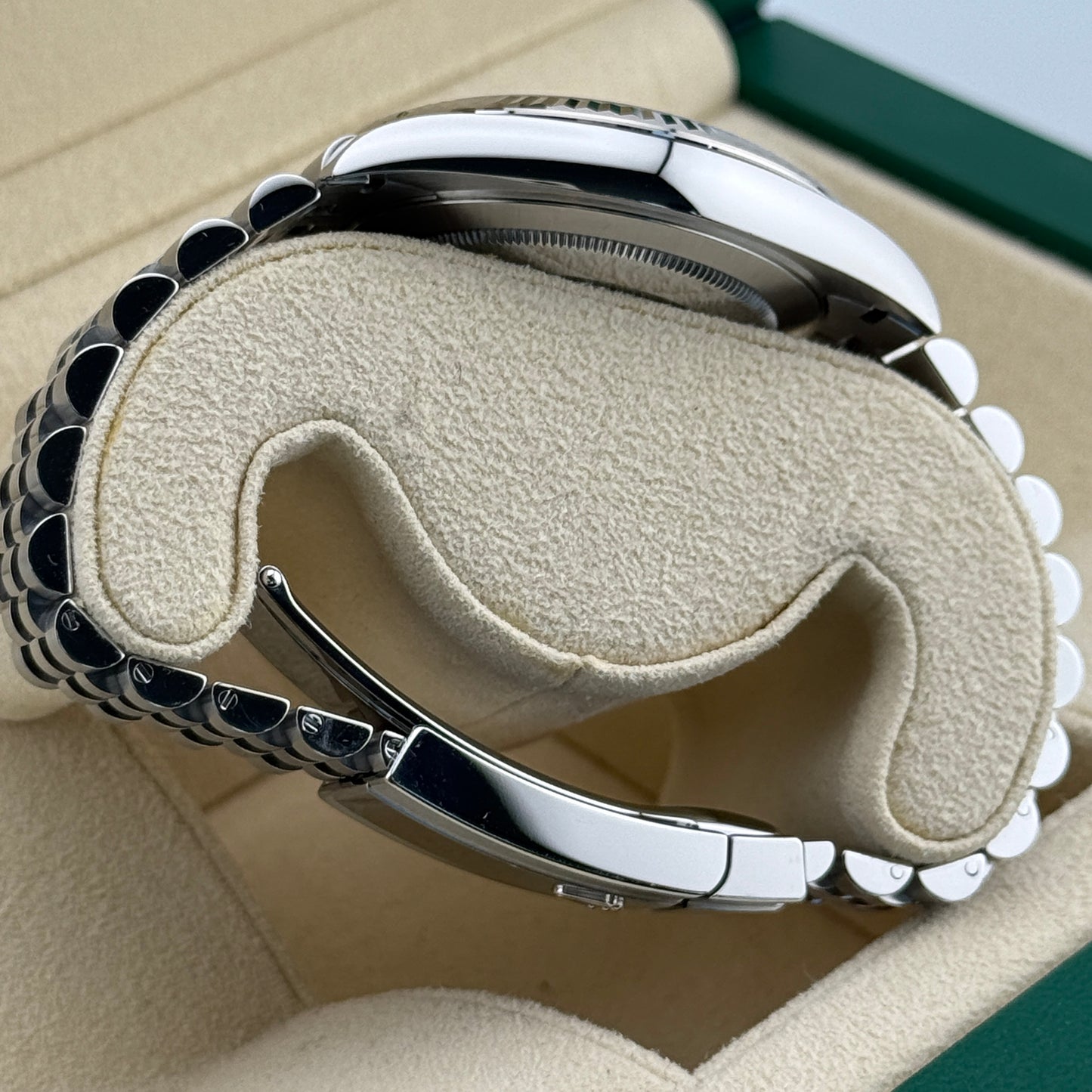 Rolex Datejust 41 / 126334 / schwarz / Jubilee / Full Set / 2022