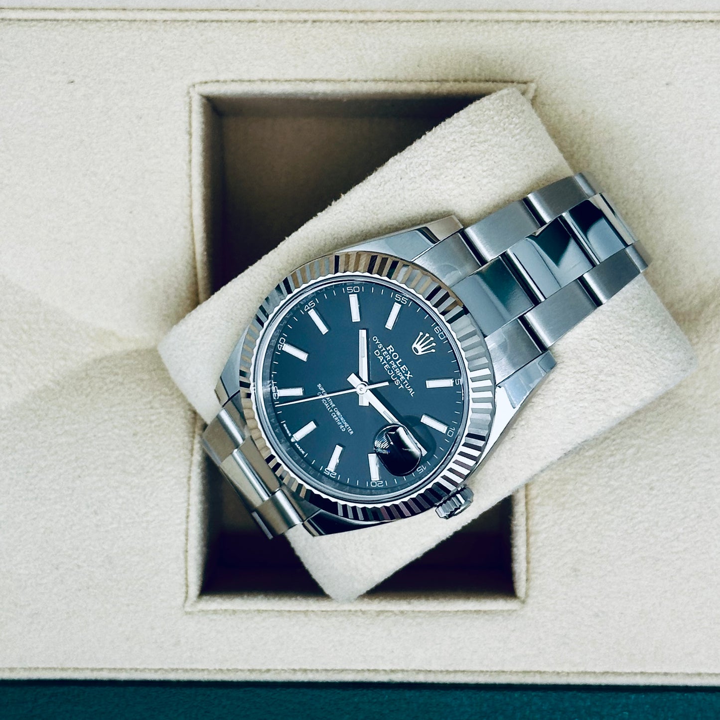 Rolex Datejust 41 / 126334 / schwarz / Oyster / Full Set / 2024