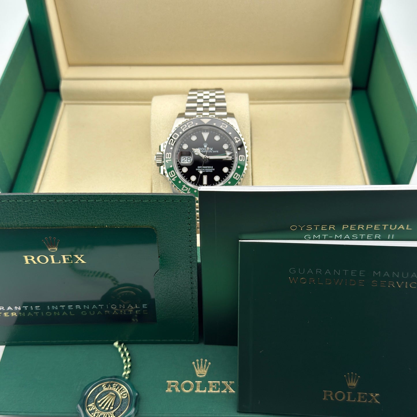 Rolex GMT Master II / 126720VTNR / schwarz / Jubilee / Full Set / 2025