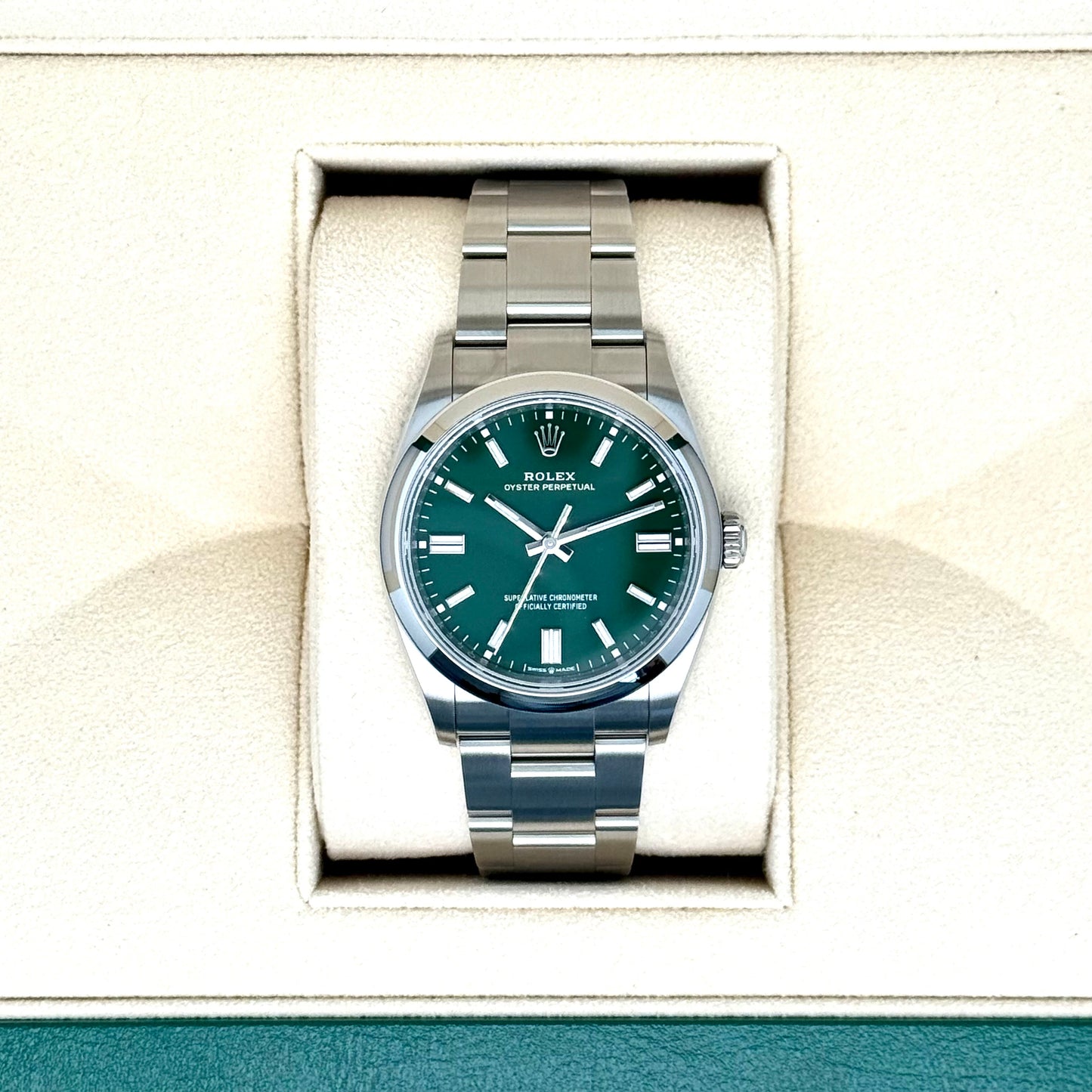 Rolex Oyster Perpetual 36 / 126000 / grün / Oyster / Full Set