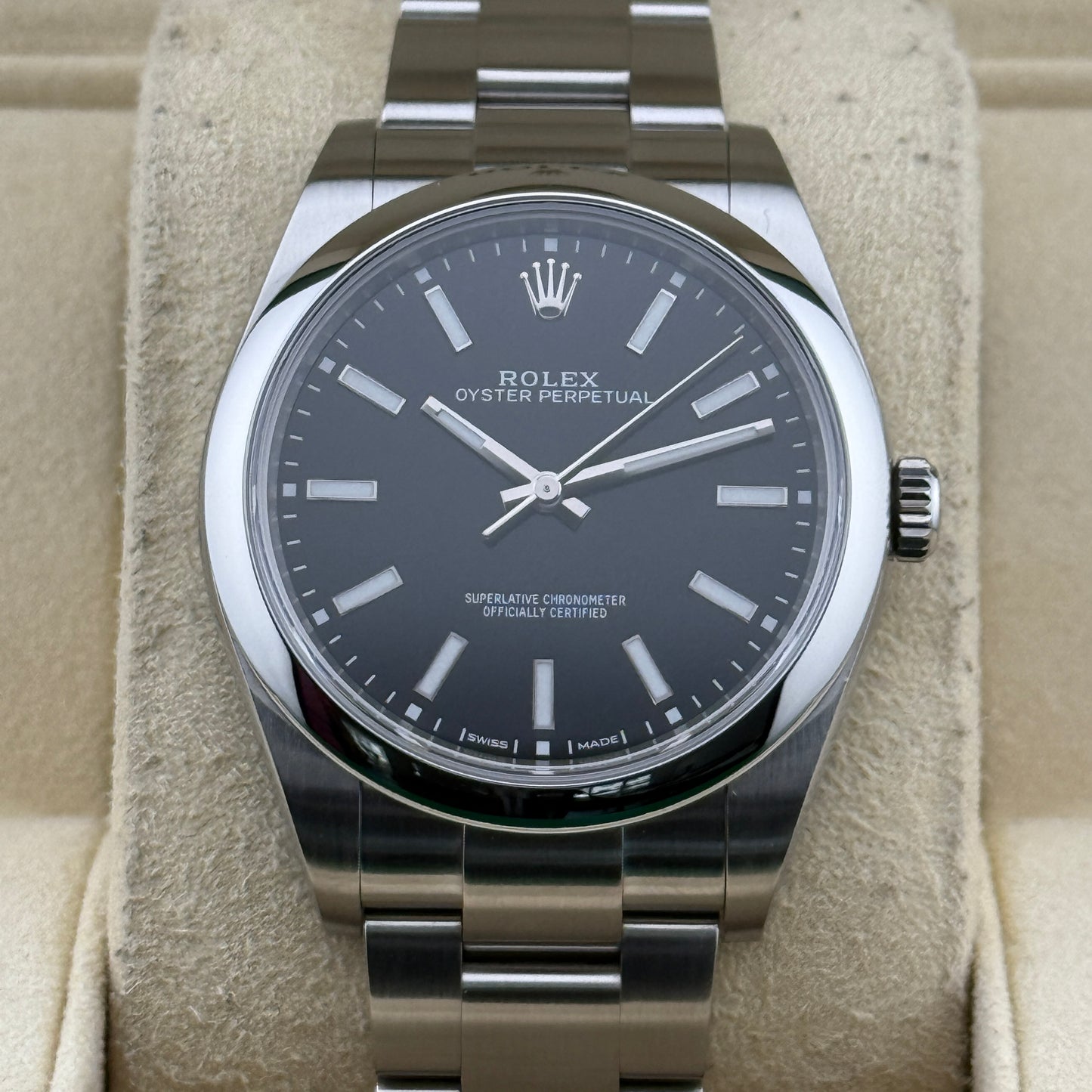 Rolex Oyster Perpetual 39 / 114300 / schwarz / Oyster / Full Set / 2018
