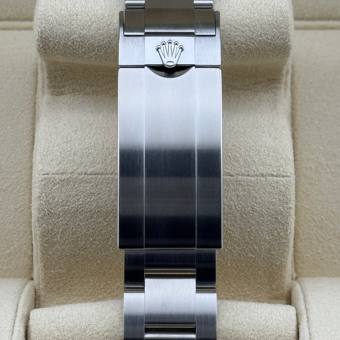 Rolex Submariner / 126610LN / schwarz / Oyster / Full Set / 2020
