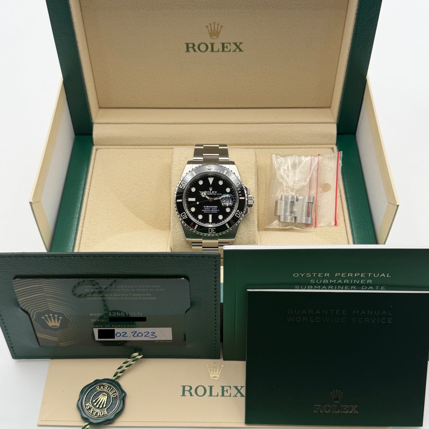 Rolex Submariner / 126610LN / Schwarz / Oyster / Full Set / 2023