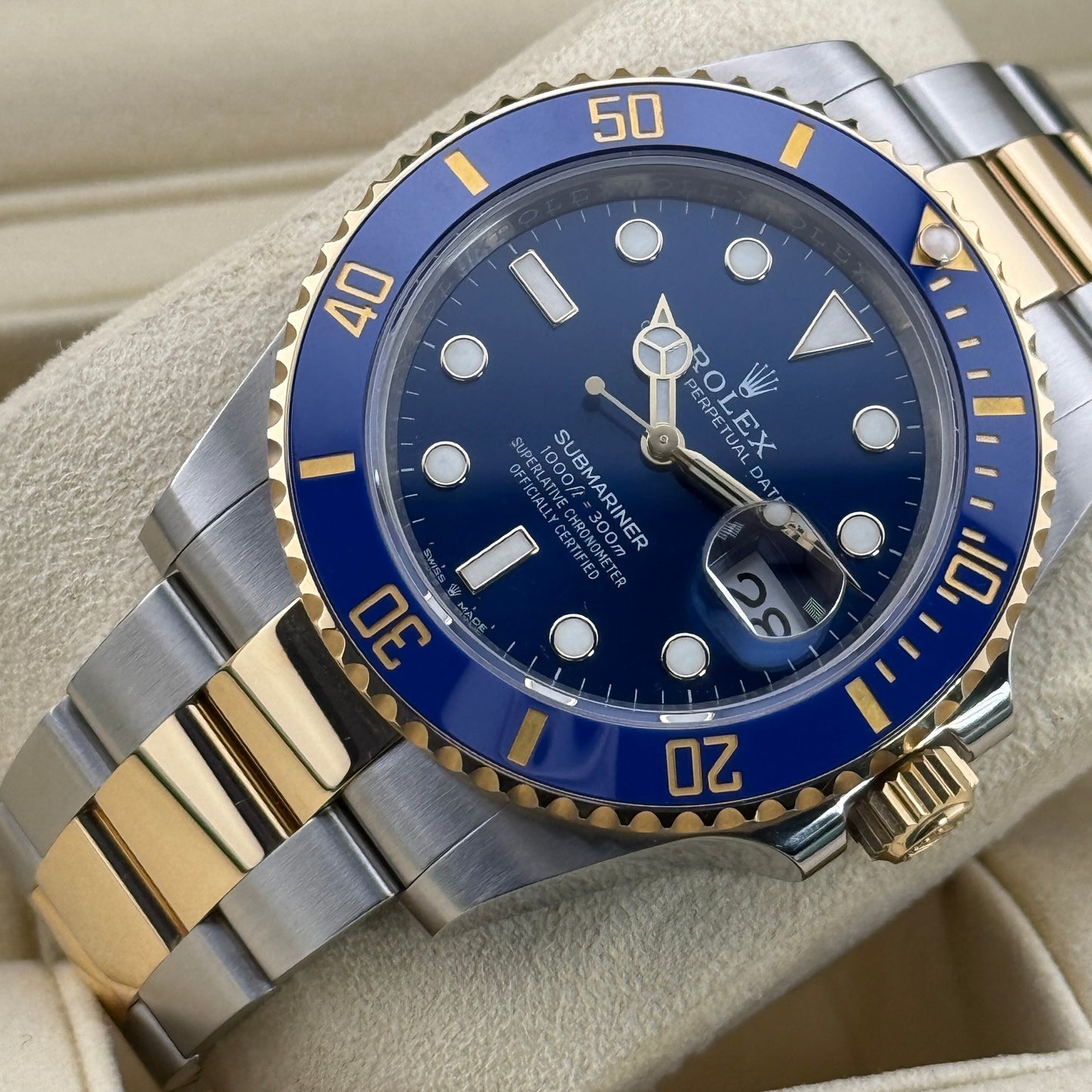 Rolex Submariner / 126613LB / blau / Oyster / Full Set / 2023