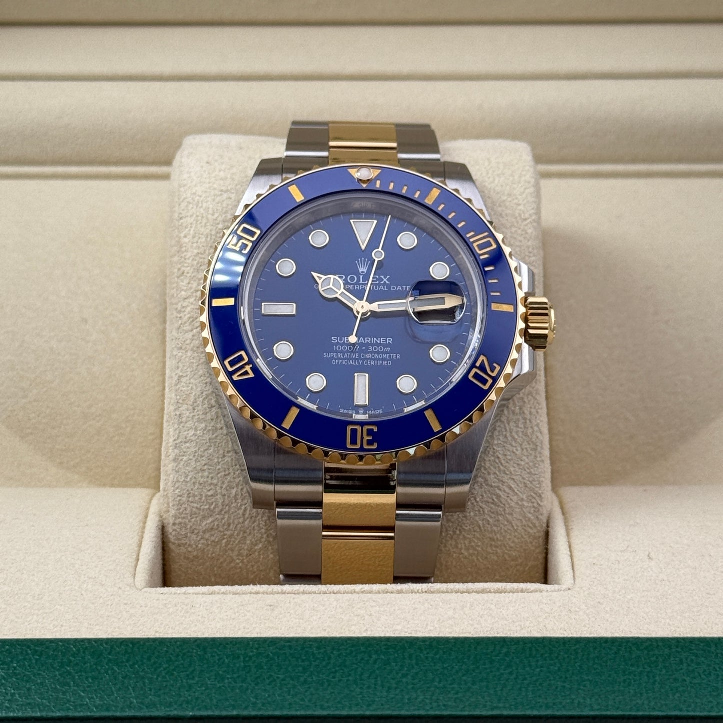 Rolex Submariner / 126613LB / blau / Oyster / Full Set / 2023
