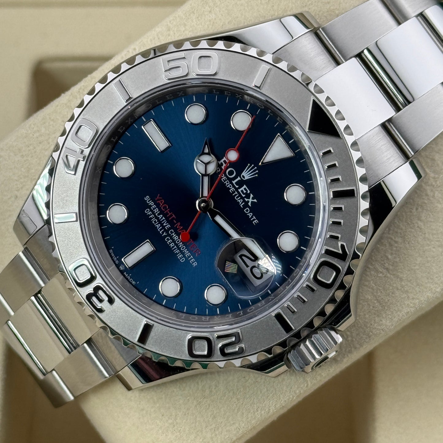 Rolex Yacht-Master 40 / 126622 / blau / Oyster / Full Set / 2025