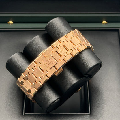 Audemars Piguet Royal Oak Chronograph / 26240OR.OO.1320OR.05 / blau / Roségold / Full Set / 2026