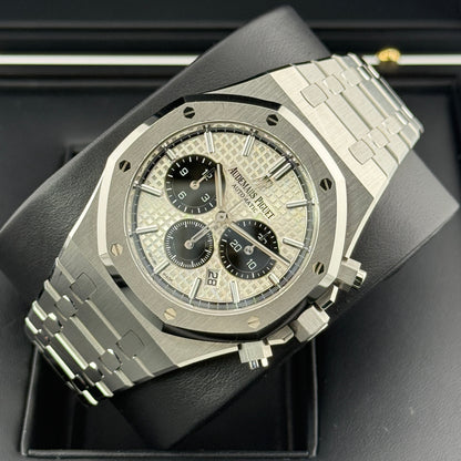 Audemars Piguet Royal Oak Chronograph / 26331ST.OO.1220ST.03 / silber / Edelstahl / Full Set / 2021
