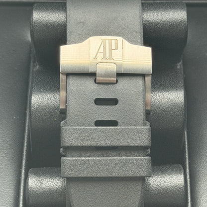 Audemars Piguet Royal Oak Offshore Ltd. Edition "Pride of Germany" / 26415CE.OO.A002CA.01 / Grau / Keramik / Full Set / 2019