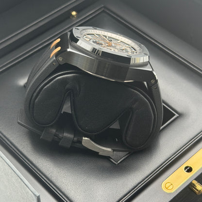 Audemars Piguet Royal Oak Offshore Ltd. Edition "Pride of Germany" / 26415CE.OO.A002CA.01 / Grau / Keramik / Full Set / 2019