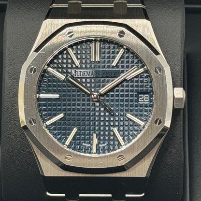 Audemars Piguet Royal Oak / 15510ST.OO.1320ST.06 / blau / Edelstahl / Full Set / 2025