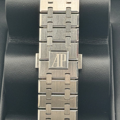 Audemars Piguet Royal Oak / 15510ST.OO.1320ST.06 / blau / Edelstahl / Full Set / 2025