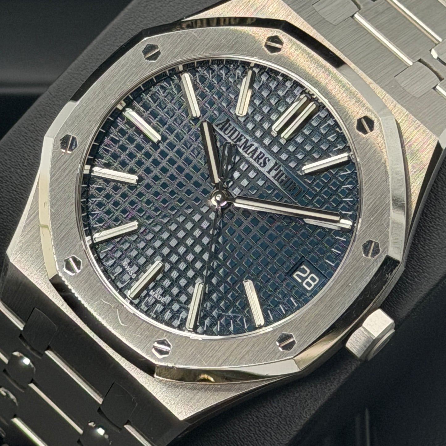 Audemars Piguet Royal Oak / 15510ST.OO.1320ST.06 / blau / Edelstahl / Full Set / 2025