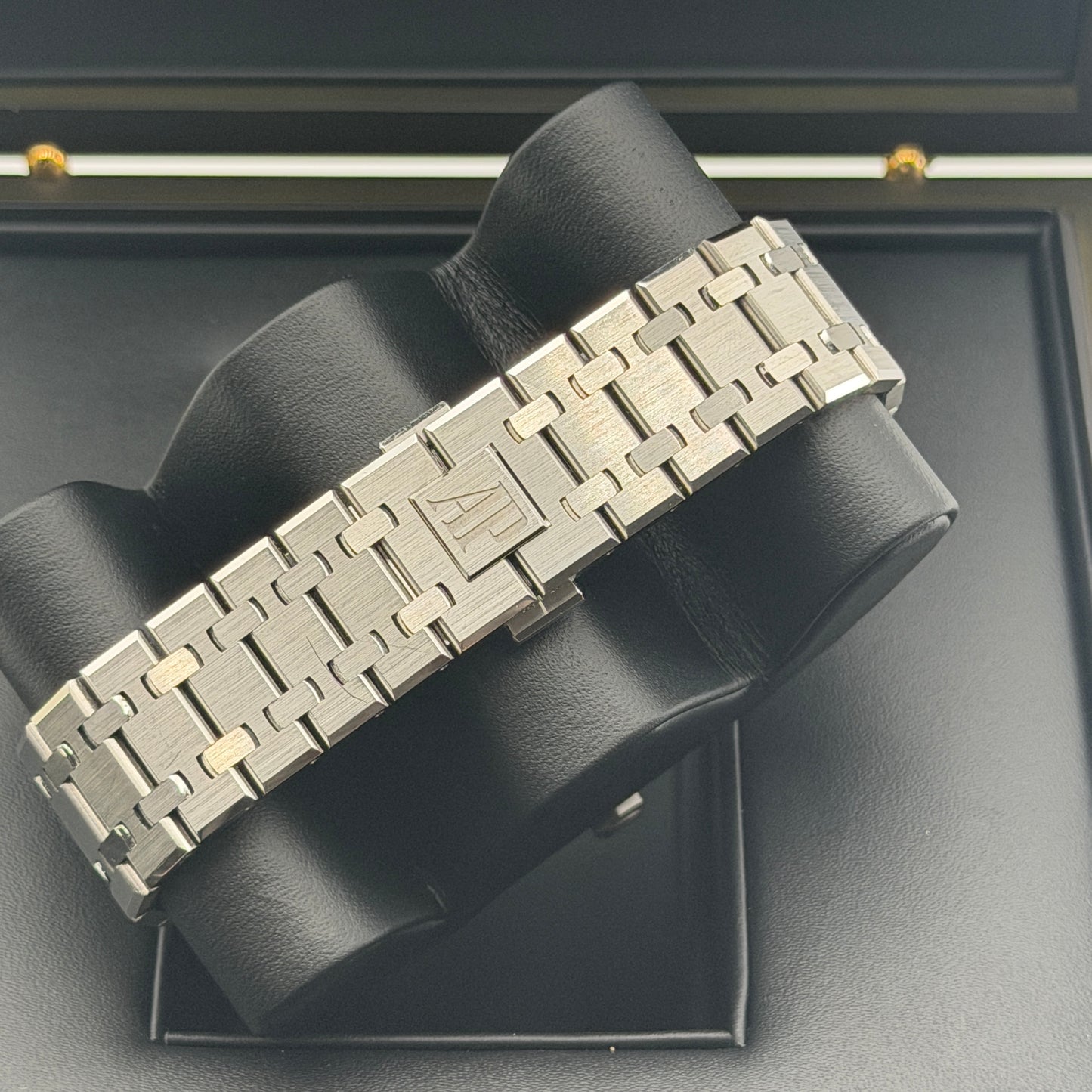 Audemars Piguet Royal Oak / 15510ST.OO.1320ST.06 / blau / Edelstahl / Full Set / 2025