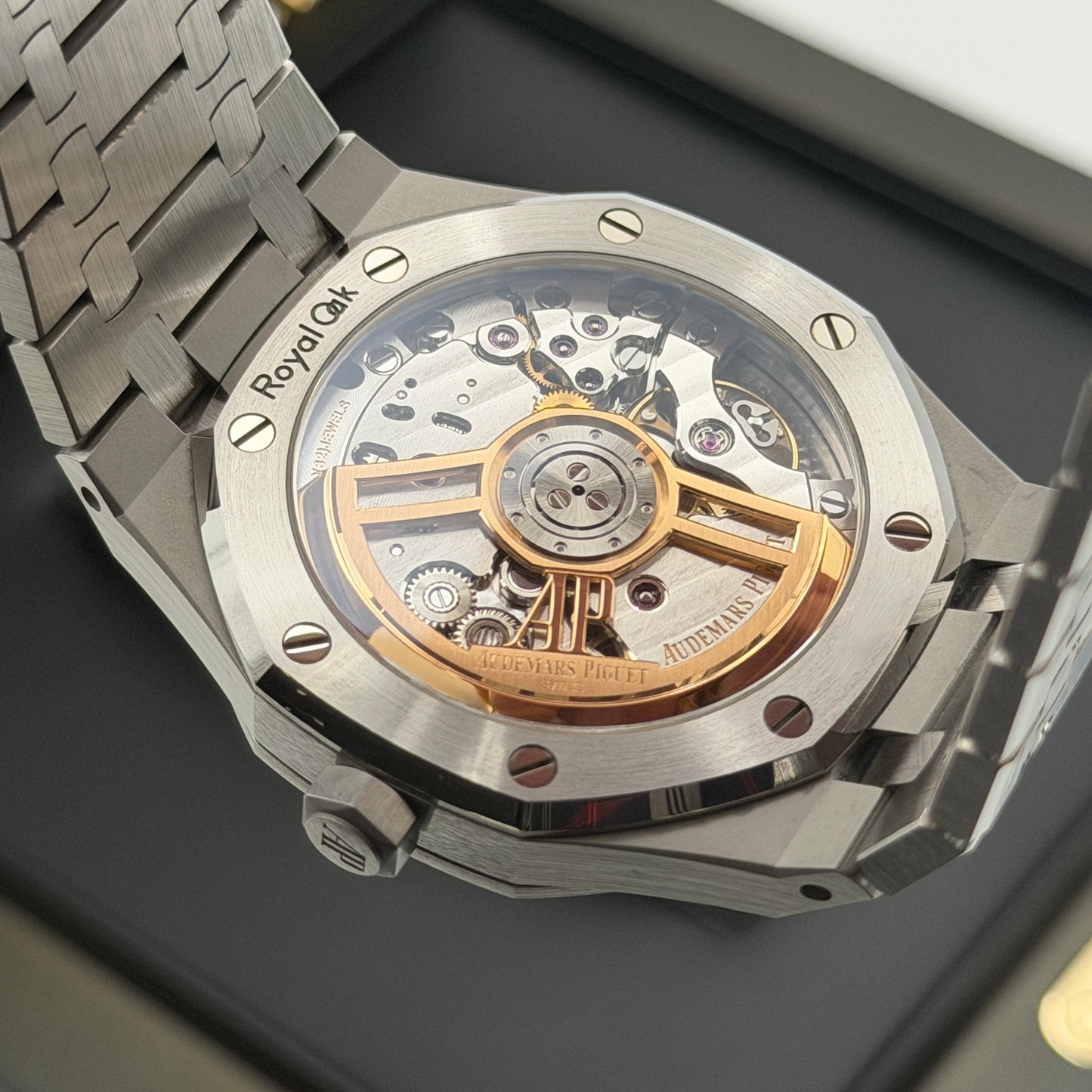 Audemars Piguet Royal Oak / 15510ST.OO.1320ST.06 / blau / Edelstahl / Full Set / 2025