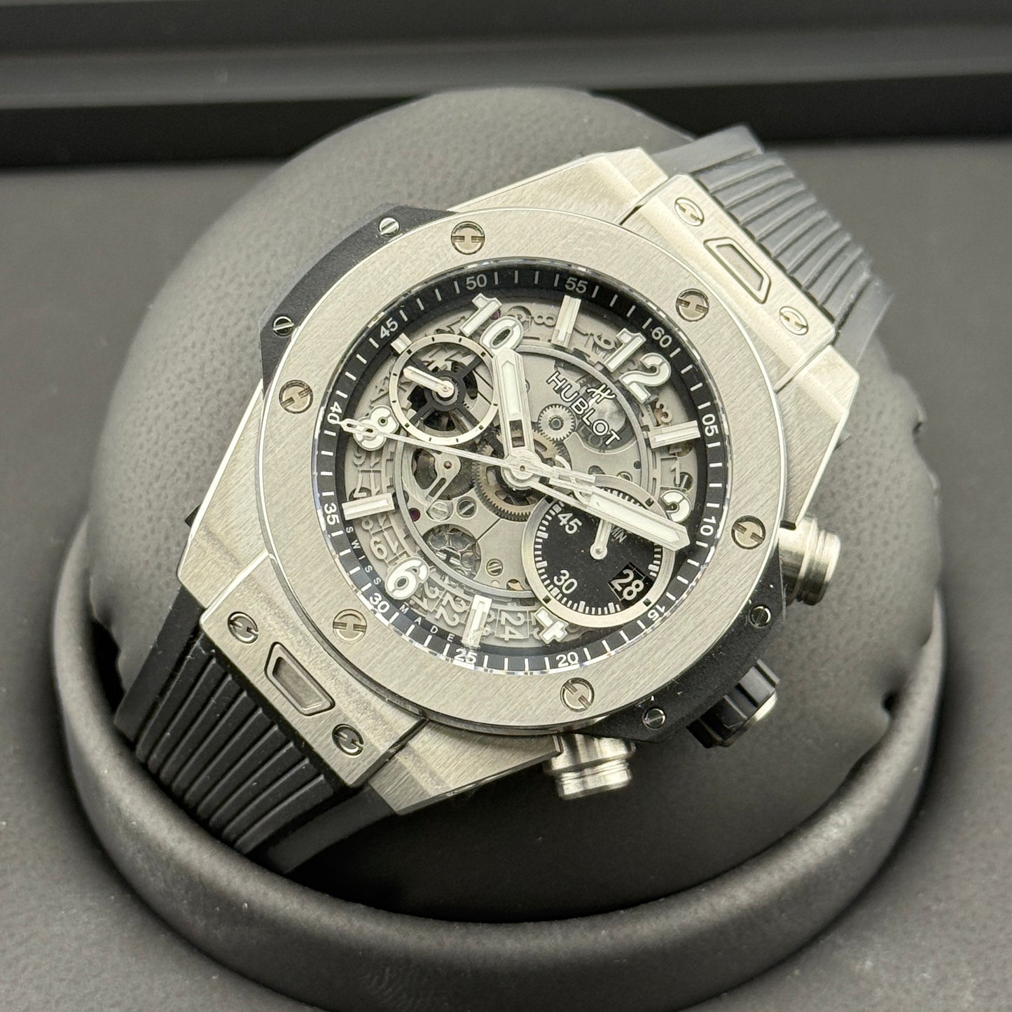 Hublot Big Bang Unico / 441.NX.1171.RX / silber / Titan / Full Set / 2025