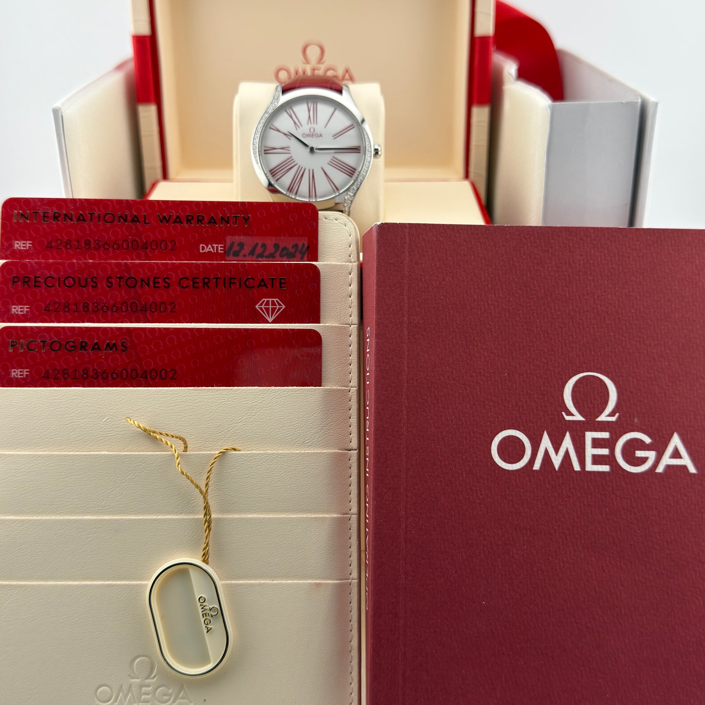 Omega De Ville Trésor / 428.18.36.60.04.002 / weiß / Edelstahl - Diamanten - Leder / Full Set / 2024