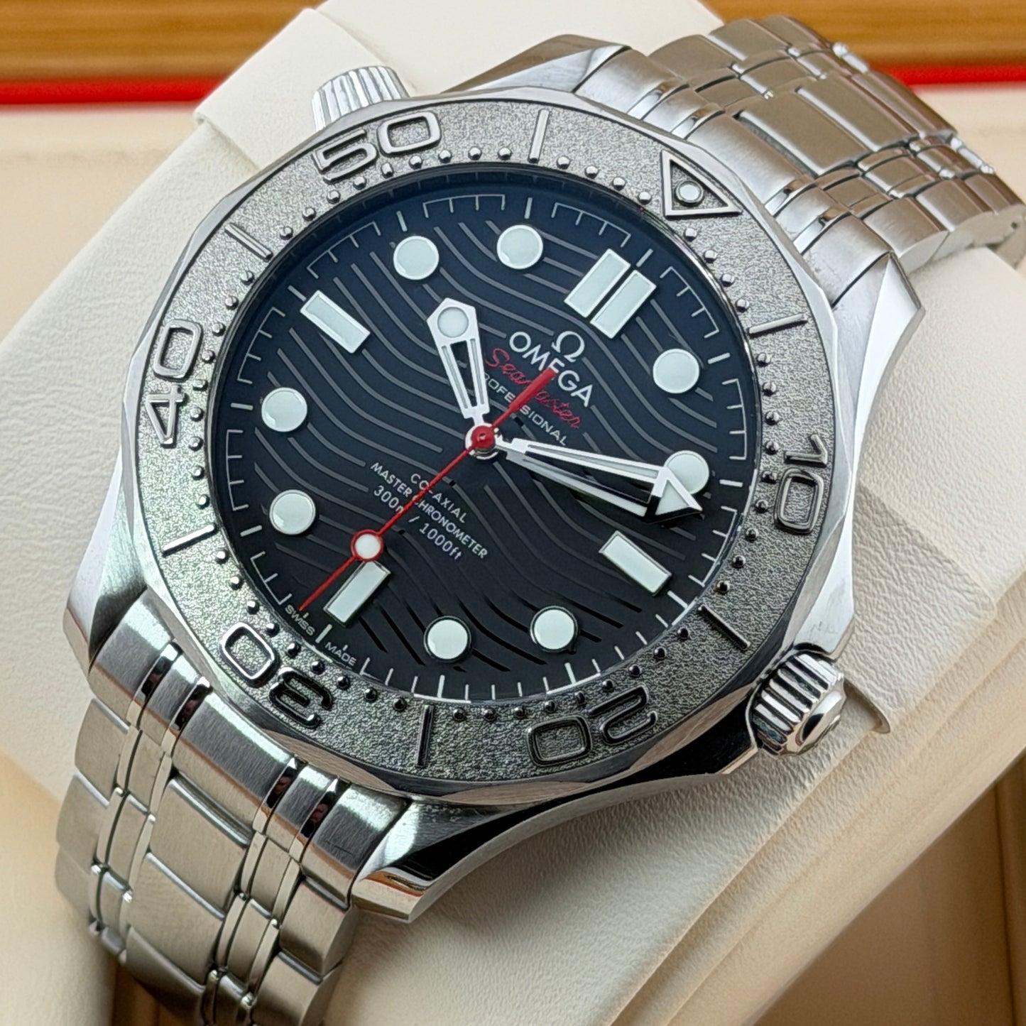 Omega Seamaster Diver 300M / 210.30.42.20.01.002 / schwarz / Edelstahl / Full Set / 2021