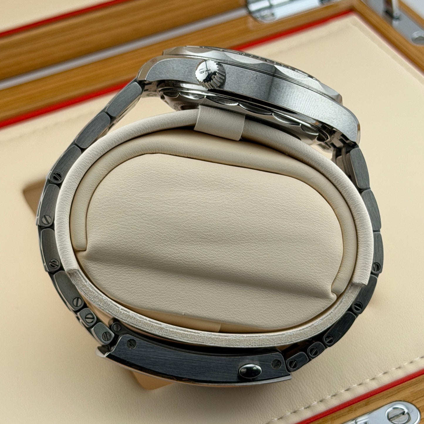 Omega Seamaster Diver 300M / 210.30.42.20.01.002 / schwarz / Edelstahl / Full Set / 2021