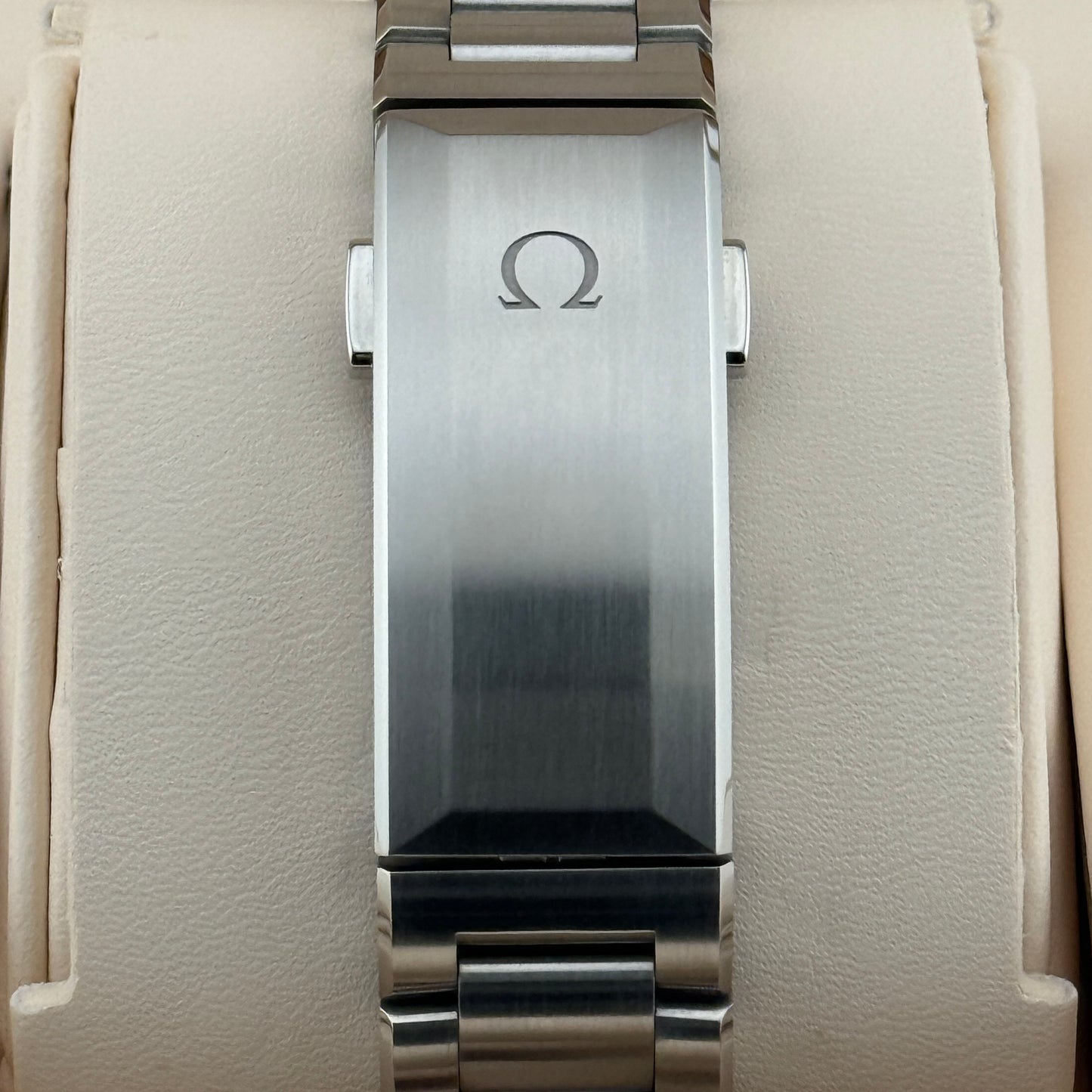 Omega Seamaster Ultra Deep / 215.30.46.21.04.001 / weiß / Edelstahl / Full Set / 2023