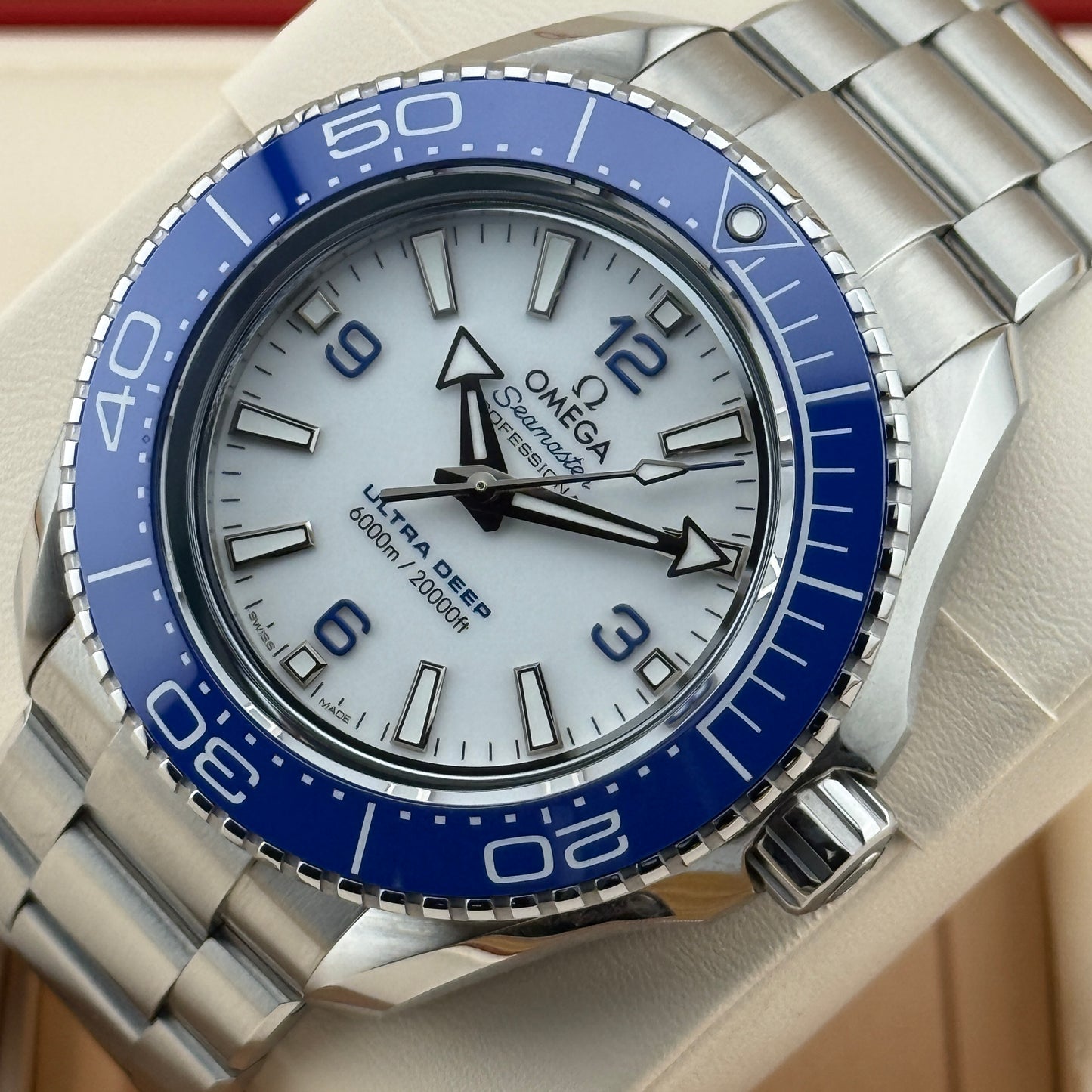 Omega Seamaster Ultra Deep / 215.30.46.21.04.001 / weiß / Edelstahl / Full Set / 2023