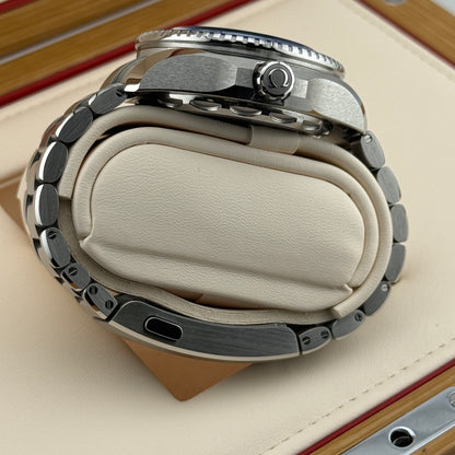 Omega Seamaster Ultra Deep / 215.30.46.21.04.001 / weiß / Edelstahl / Full Set / 2023