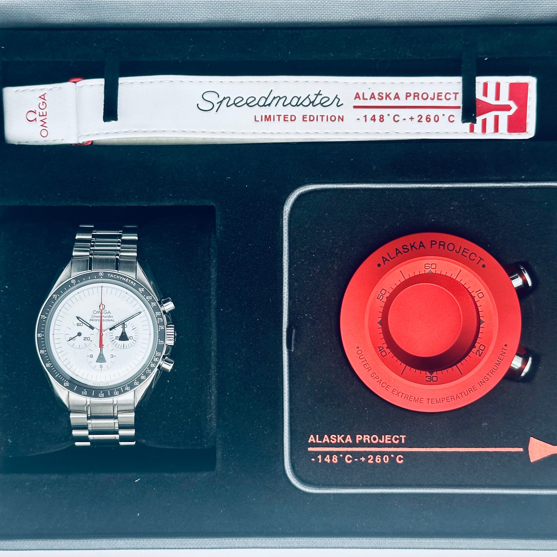 Omega Speedmaster Professional Moonwatch "Alaska Project" / 311.32.42.30.04.001 / weiß / Stahl / 2013 / Full Set