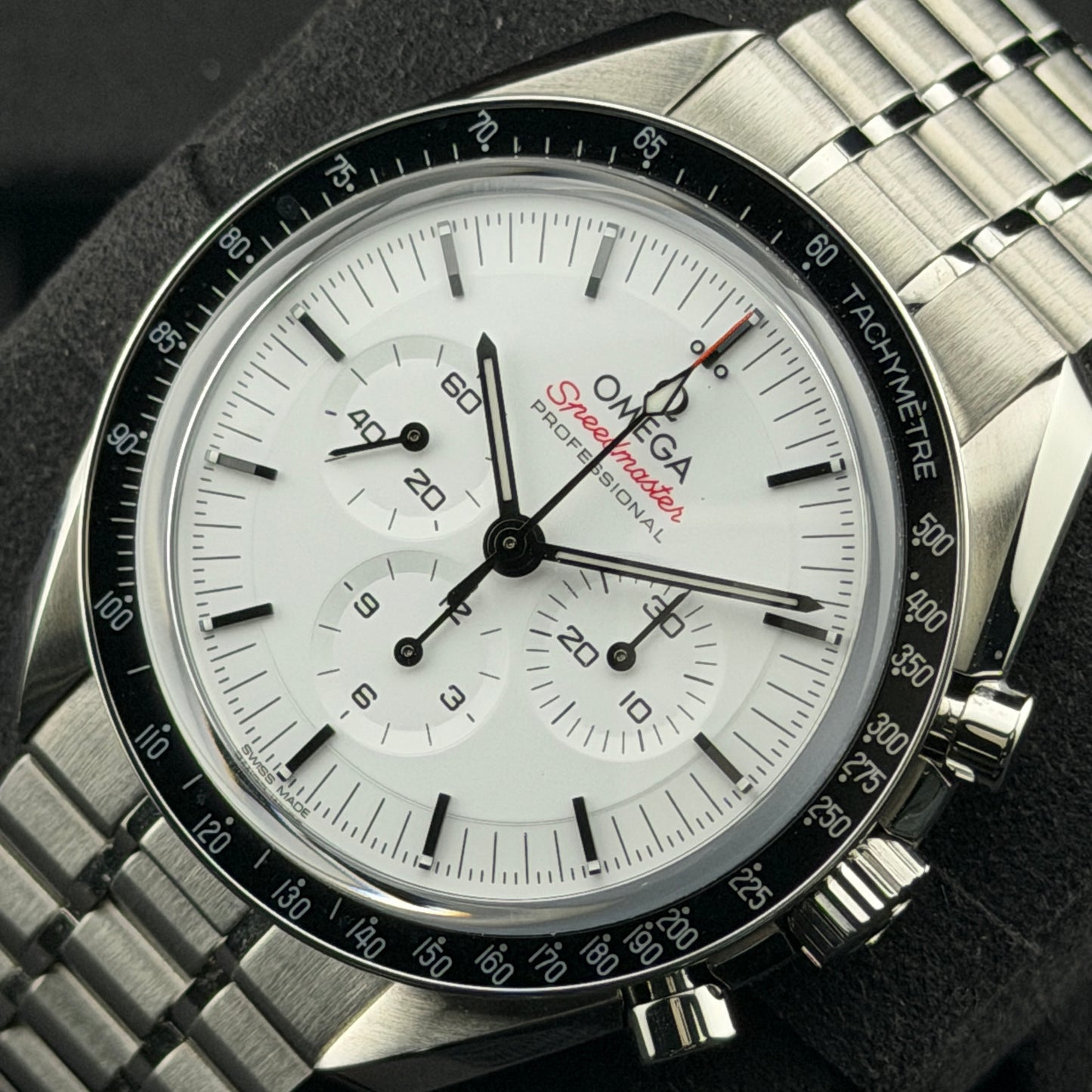 Omega Speedmaster Professional Moonwatch / 310.30.42.50.04.001 / weiß / Edelstahl / Full Set / 2025