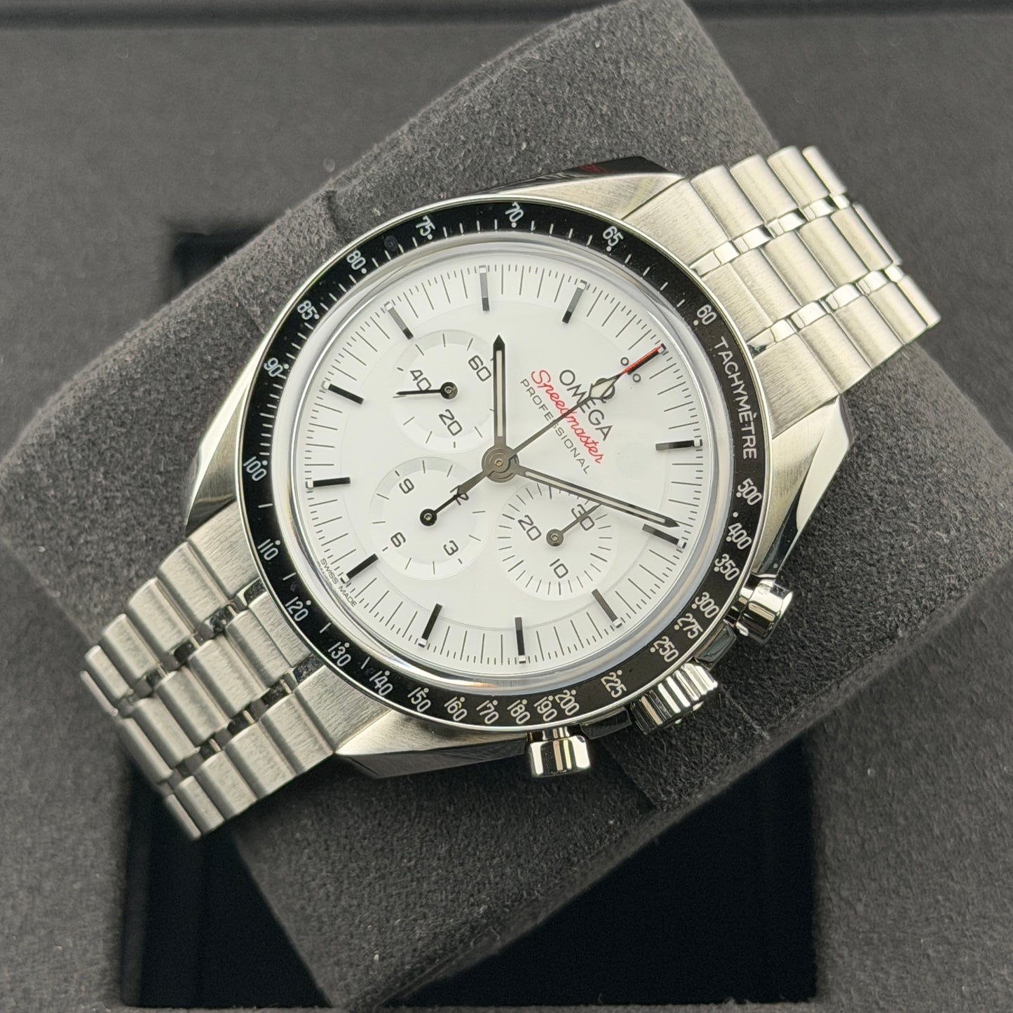 Omega Speedmaster Professional Moonwatch / 310.30.42.50.04.001 / weiß / Edelstahl / Full Set / 2025