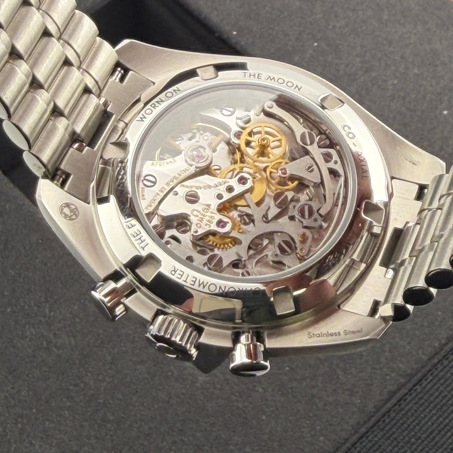 Omega Speedmaster Professional Moonwatch / 310.30.42.50.04.001 / weiß / Edelstahl / Full Set / 2025