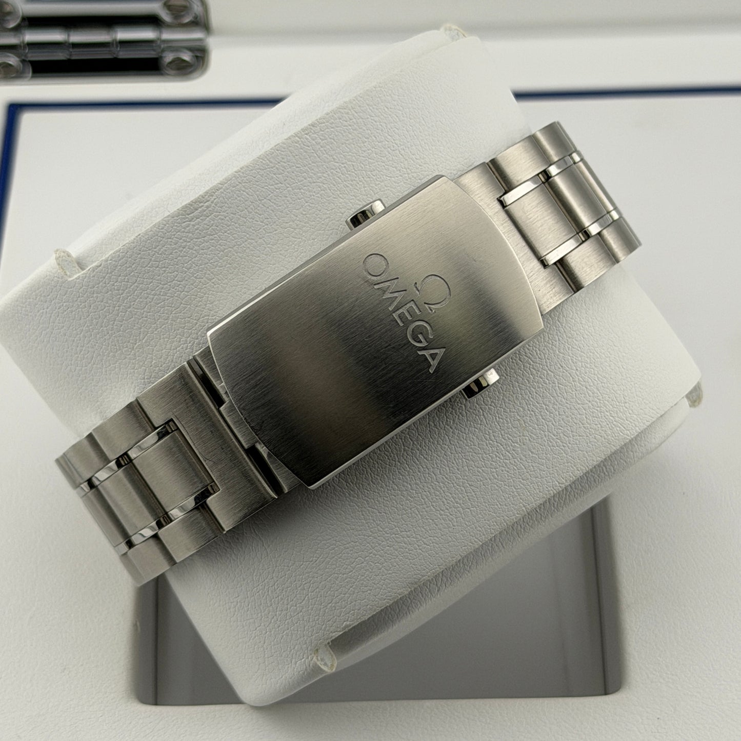 Omega Speedmaster "2020 Tokyo" / 522.30.42.30.03.001 / blau / Edelstahl / Full Set / 2020