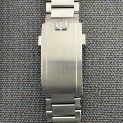 Omega Speedmaster Pilot / 332.10.41.51.01.002 / schwarz / Edelstahl / Full Set / 2025