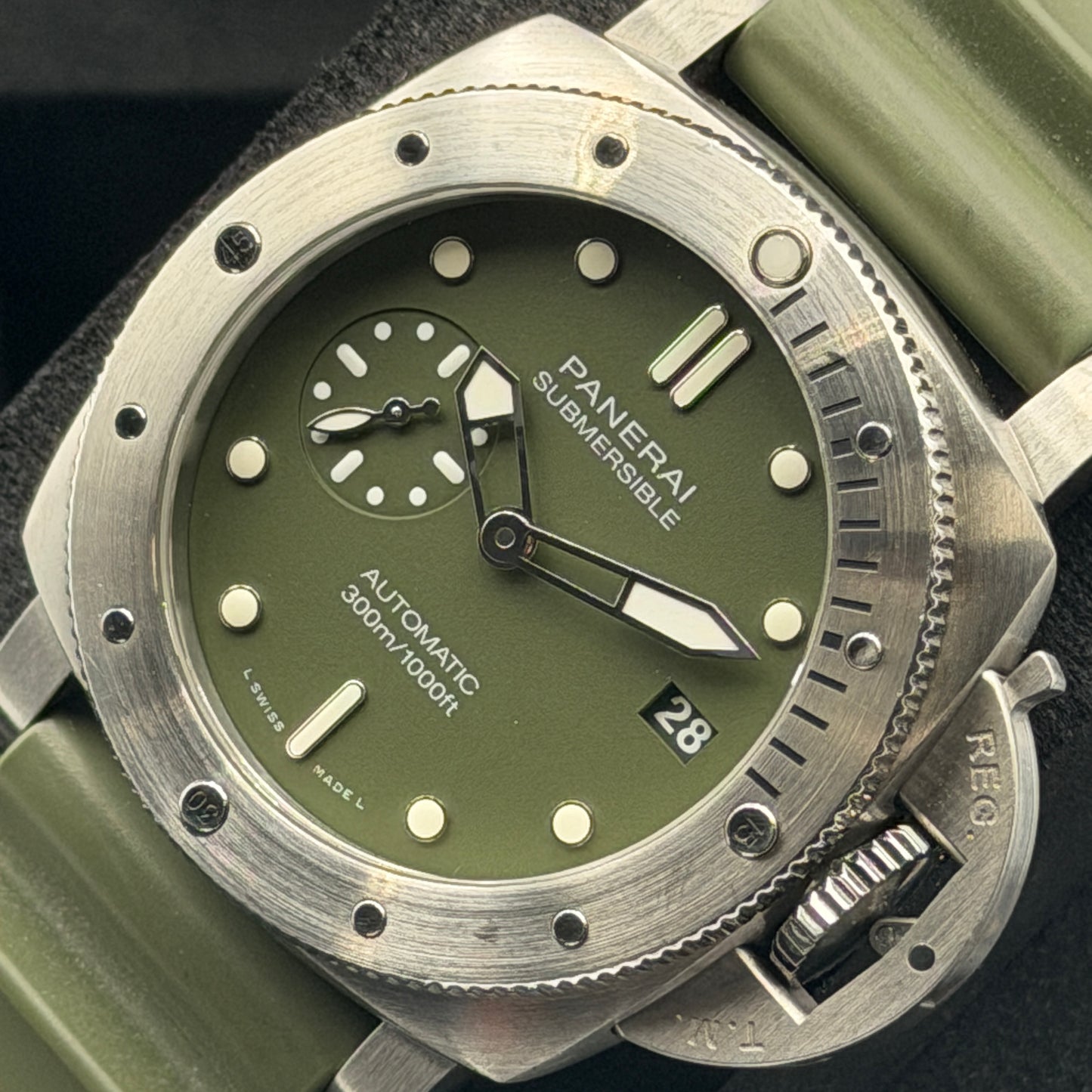 Panerai Submersible Verde Militare Limited / PAM01055 / Grün / Edelstahl / Full Set / 2019