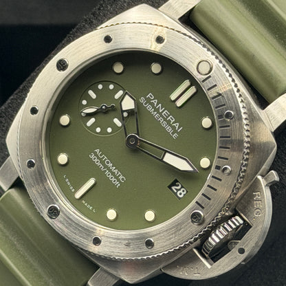 Panerai Submersible Verde Militare Limited / PAM01055 / Grün / Edelstahl / Full Set / 2019
