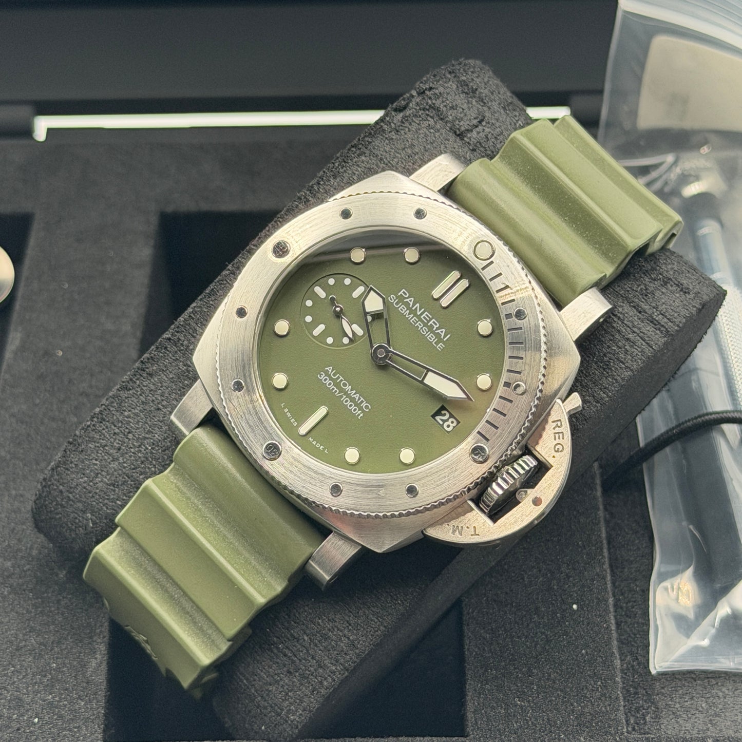 Panerai Submersible Verde Militare Limited / PAM01055 / Grün / Edelstahl / Full Set / 2019