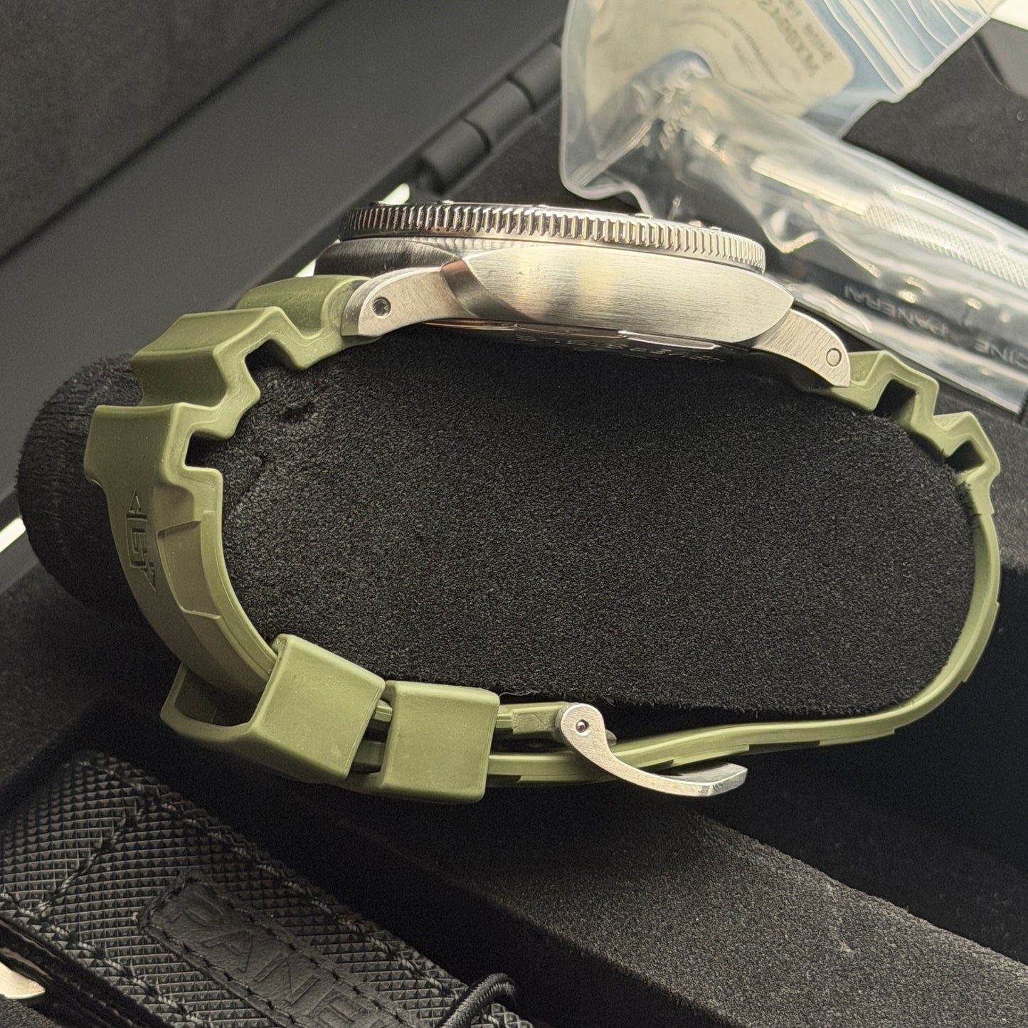 Panerai Submersible Verde Militare Limited / PAM01055 / Grün / Edelstahl / Full Set / 2019