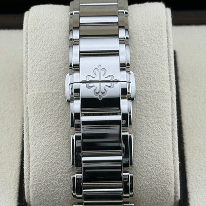 Patek Philippe Twenty-4 / 7300/1200A-011 / grün - Diamanten / Edelstahl / Full Set / 2024