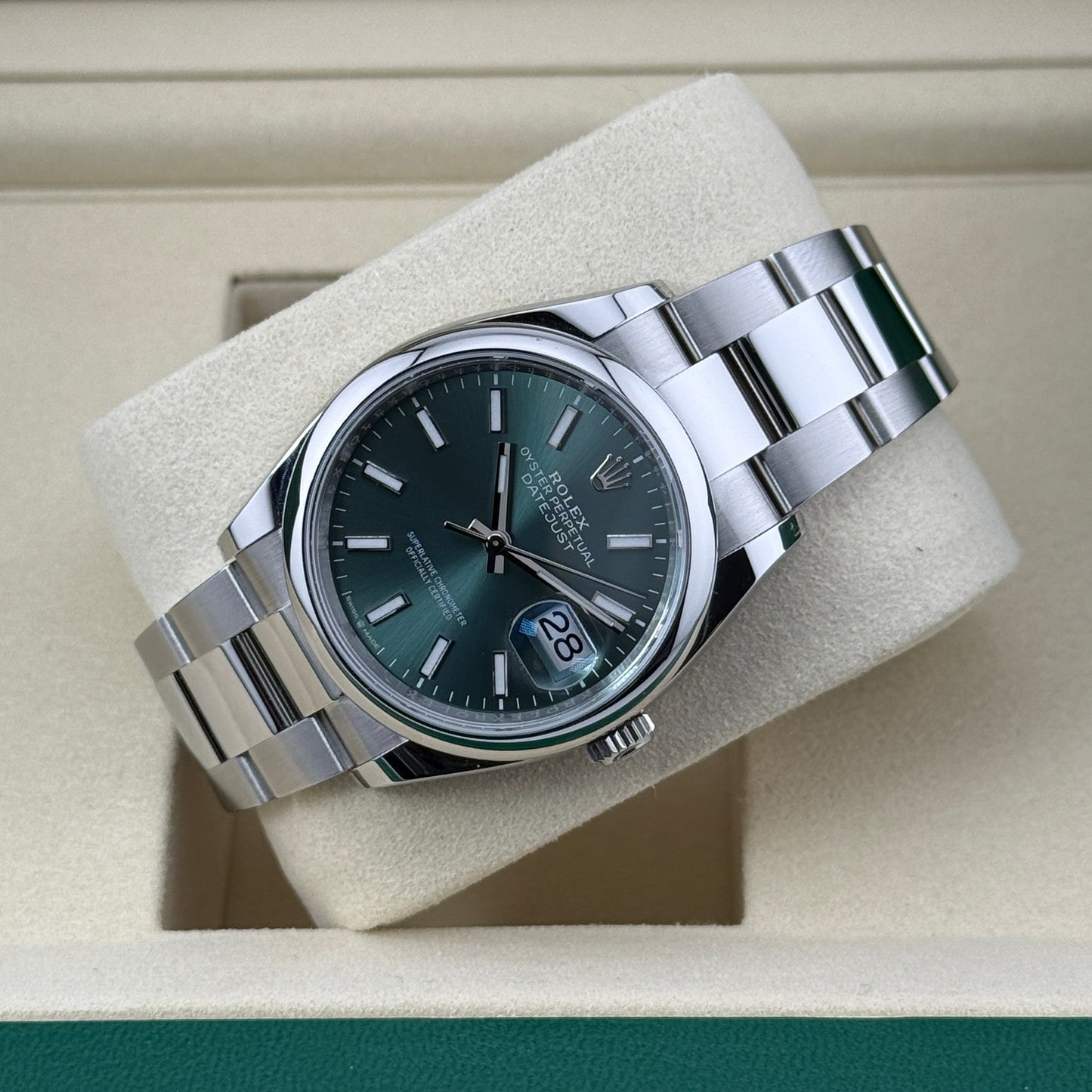 Rolex Datejust 36 / 126200 / grün / Oyster / Full Set /2025